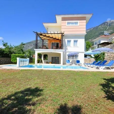 Hayat In Hisaronu فيلة *